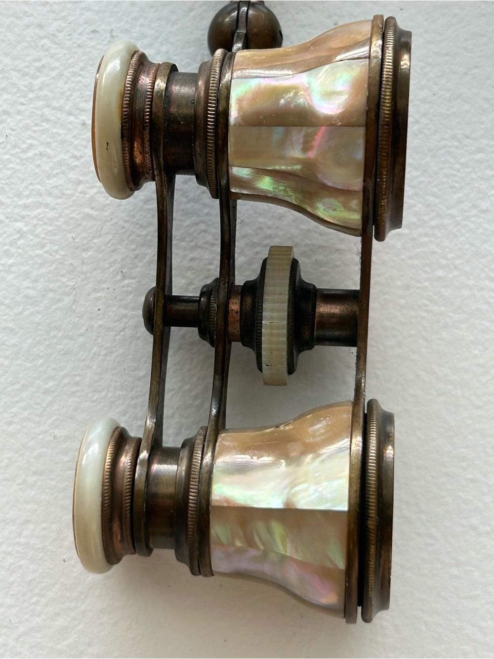 Antique Chevalier Paris Mother of Pearl Opera Glasses with Lorgnette Handle - Picture 13 of 15